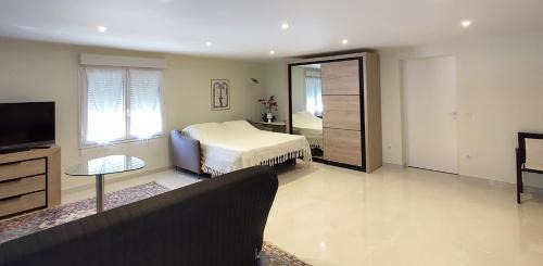 Villeveyrac Apartamento | La Cigale - Climatisation - proche mer - Calme