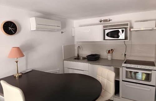 Quartier des Espesses Casa | La cigale et la fourmi