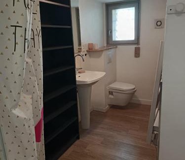 Quartier des Espesses Casa | La cigale et la fourmi