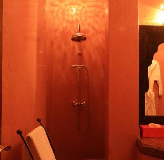 Bab Taghzout Casa | La Claire Fontaine