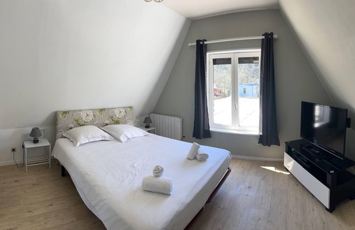 Jumieges Casa | La Clef d'Argent - Jardin, jacuzzi et vue sur la Seine