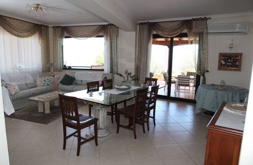 Capo d'Orlando Cama Y Desayuno | La Collina B&B