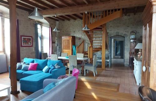 Mauleon Casa | La Commanderie Grand Gite 10kms " Puy duFou"