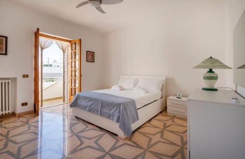 Pozzo Faceto Apartamento | La Corte con Vista - with Terrace & Parking