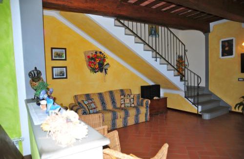 Castelfiorentino Casa | La Corte D'Elsa