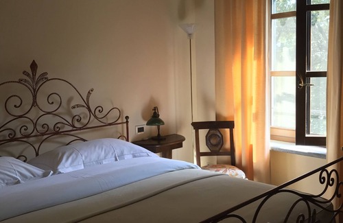 Ozzano Monferrato Cama Y Desayuno | La Corte delle 4 Stagioni