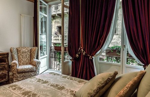 Citta Antica Cama Y Desayuno | La Corte di Giulietta Exclusive Suites