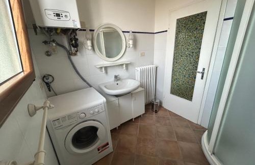 Imola Casa | La Corte di Montecatone 19 - Camera Privata e Spazi condividi