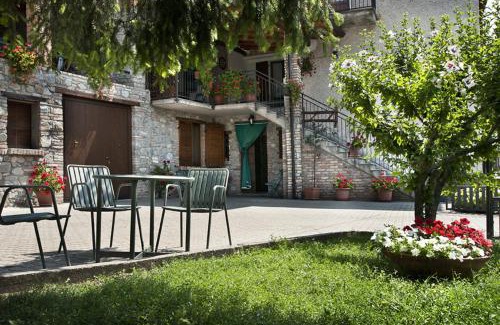 Varzi Cama Y Desayuno | La Corte Di Nando