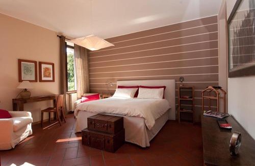 Olgiate Comasco Cama Y Desayuno | La Corte e l'Uva