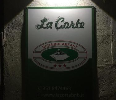 Alessandria Cama Y Desayuno | La Corte