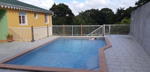 Riviere-Pilote Apartamento | La créola BAYALOCATION