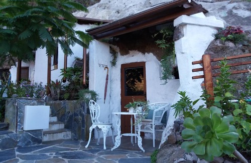 El Risco Cama Y Desayuno | La cueva de Ángel B&B