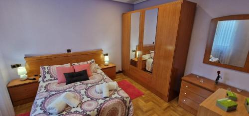 Distrito Llano Apartamento | La Cueva de Gonza - Para 5 pax - Wifi - VUT-4092-AS