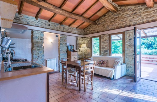 Pescia Apartamento | La Cupola: Papavero by Interhome