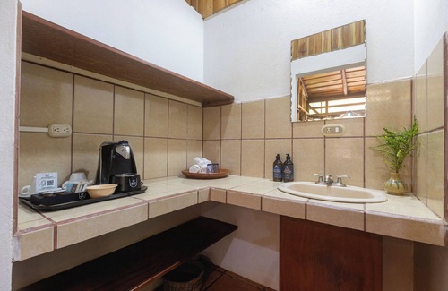 Ballena Cabina | La Cusinga Lodge