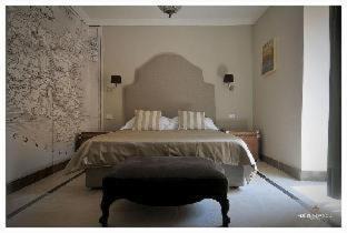 Noto Historic Centre Hotel | La Dépendance Hotel