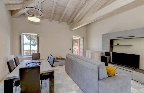 Barbarano Apartamento | La Darsena by Garda FeWo