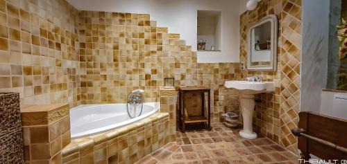 Aubais Casa | LA DEMEURE Bed and Breakfast
