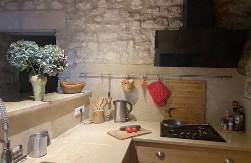 Crestet Casa | "La Demeure" Mas au Cœur du Village de Crestet Avec Piscine Privée