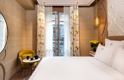 Champs-Elysees Hotel | La Demeure Montaigne