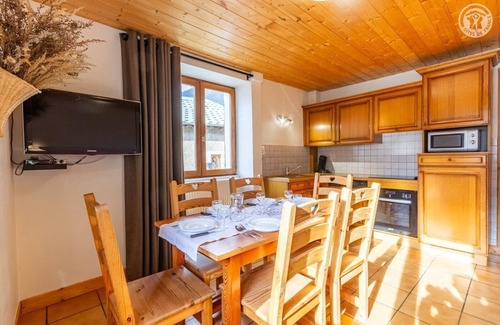 Lanslevillard Casa | LA DENT PARRACHÉE - VAL CENIS