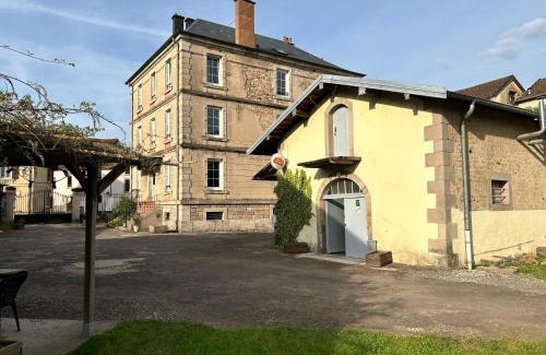 Aillevillers-et-Lyaumont Cama Y Desayuno | La Distillerie 1881
