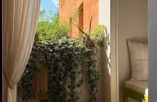 Borgo Trento Apartamento | LA DOLCE VITA Charming, Luxurious 2 Bedrooms 2 Bathrooms with cosy Balcony