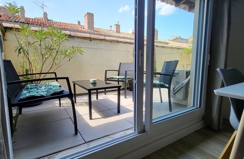 Quartier Administrations Apartamento | La Dolce Vita Nîmoise 🐊 Terrace 100 m from the Arena