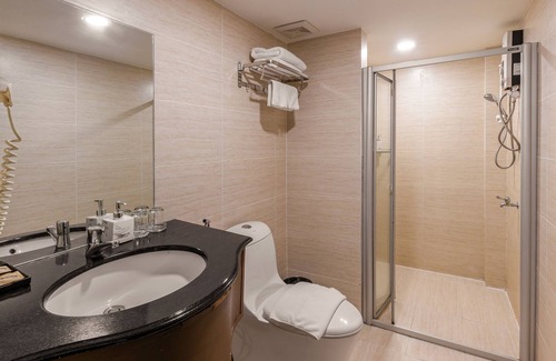District 1 Hotel | La Maison en Adagio - Sleep and Heal
