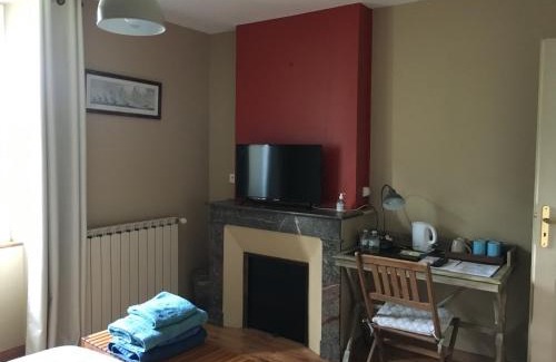 Puybarban Casa | La Dorépontaise CHAMBRE D'HOTES
