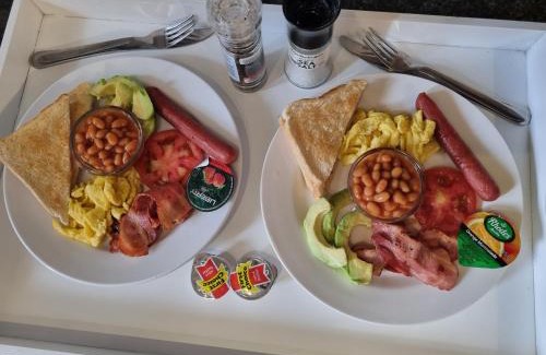 Rustenburg Cama Y Desayuno | La Exotica Lodge & Spa