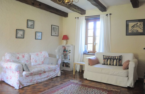 Montpezat-de-Quercy Casa | Hermosa casa de la granja Quercy Blanc. Jardín privado y piscina. 2-6 personas