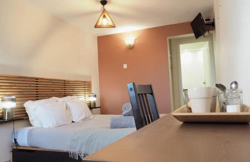 Massiac Cama Y Desayuno | la Ferme de Vazerat