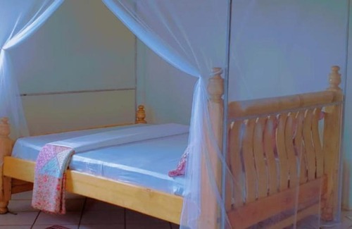 Entebbe Casa | La Feve Beach Hotel Entebbe Uganda