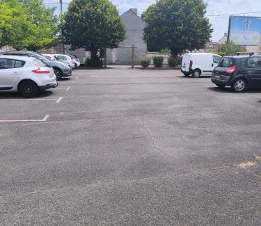 Saint-Yrieix-sur-Charente Apartamento | La fin de journée-T2-Wifi-parking