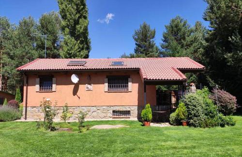 Hoyos del Espino Chalet De Esquí | La Finca de Gredos