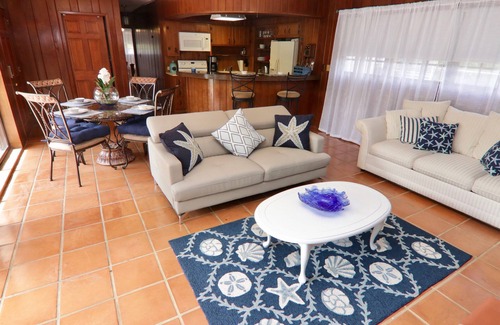 Glenvar Heights Cabaña | La Finca Miami by SoFla Vacations