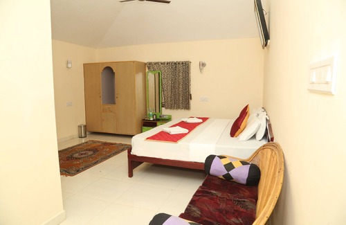 Yercaud Hotel | LA FLORA RESORTS YERCAUD