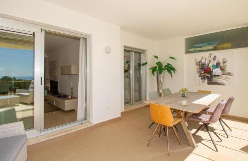 Ojen Apartamento | La Floresta Sur Apartment Sunshine1