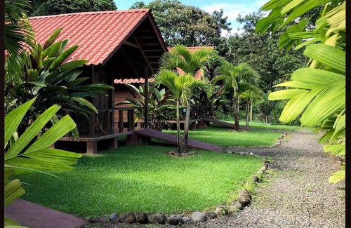 La Fortuna Chalet De Esquí | La Fortuna Waterfall Bungalows