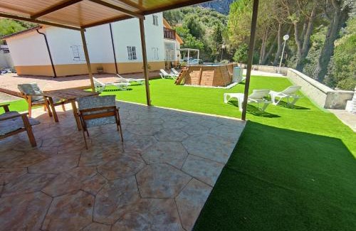 Benaocaz Casa | La Fuente Santa