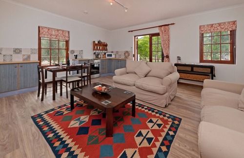 Franschhoek Cabaña | La Galinière Guest Cottages