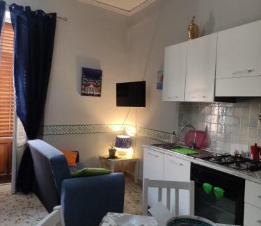 Casteldaccia Apartamento | La Gorgone city center apartments