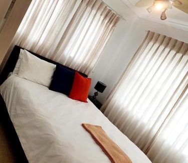 Bluewater Bay Casa | La Grace Executive Guesthouse