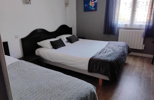 Grandcamp-Maisy Hotel | La Grandcopaise Chambres et Studios