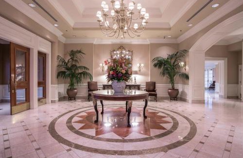 Downtown Vancouver Hotel | La Grande Residence at the Sutton Place Hotel