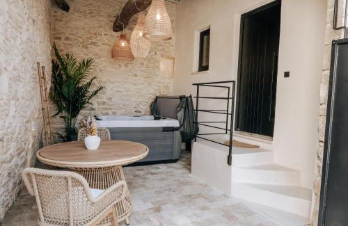 Tavel Cama Y Desayuno | La Grange - Chambre d'exception