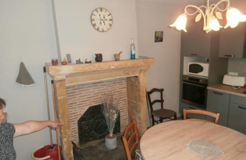 Saint-Georges-de-Montclard Casa | La grange de Tombeloly