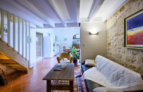 Verac Casa | La Grange D'Oustaud